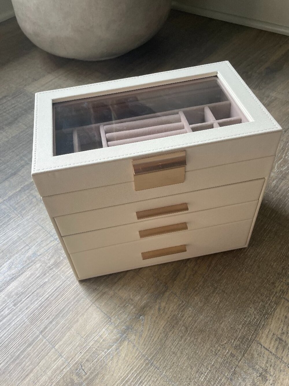 Cream Faux Leather 3-Drawer Jewelry Box